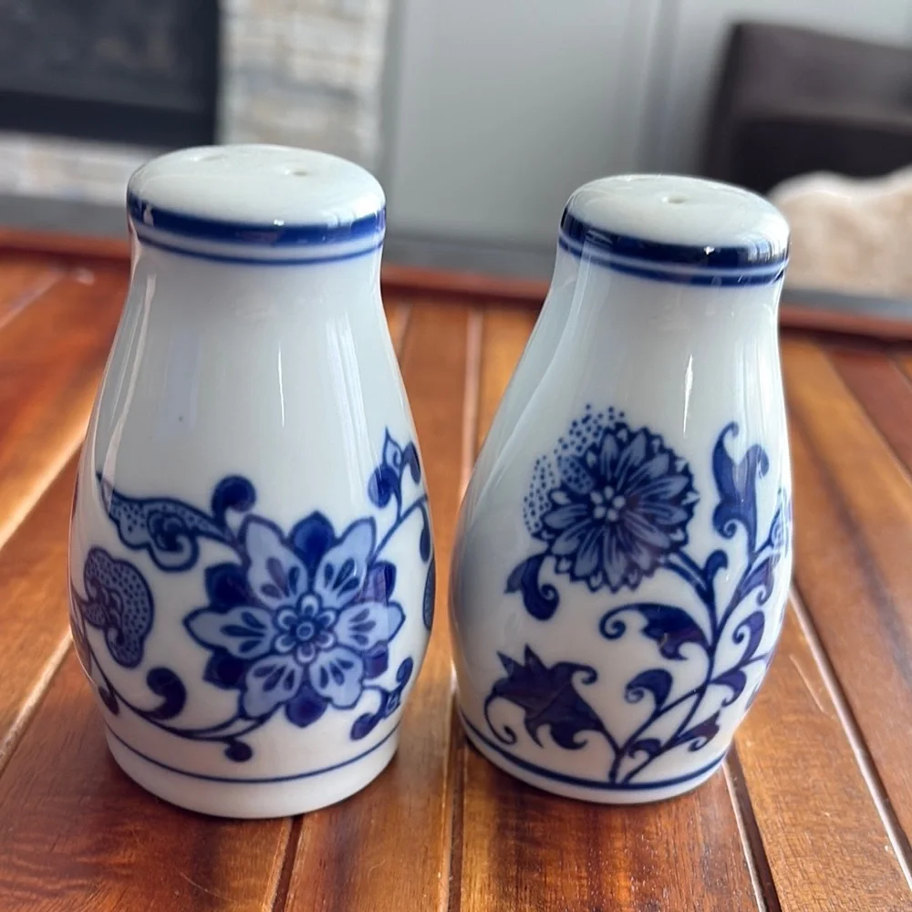Pier 1 Mandarin Blue and White Porcelain Salt and Pepper Shakers